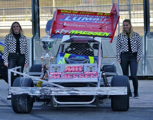VIP arrangement voor maximaal 4 personen op Race way Venray op 25 mei